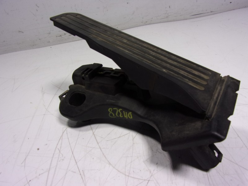 Recambio de potenciometro pedal para volkswagen caddy furgón/kombi 2.0 tdi referencia OEM IAM 2K5723503A 2K5723503A 