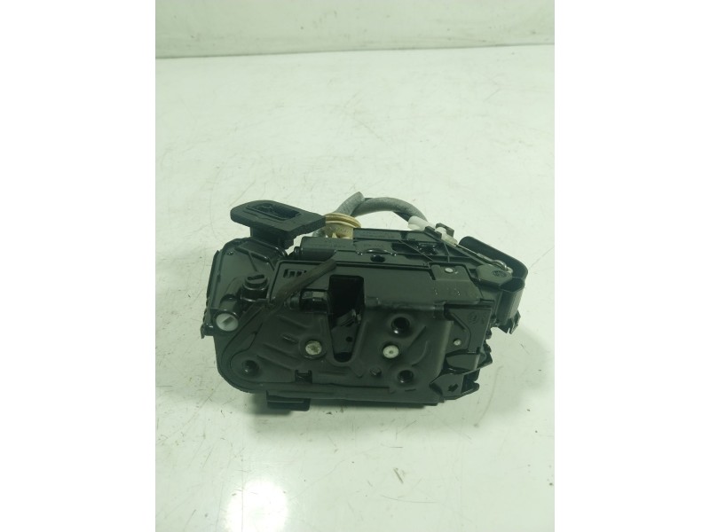 Recambio de cerradura puerta trasera izquierda para volkswagen passat berlina (cb2) 2.0 tdi referencia OEM IAM 5NA839015E 5NA839
