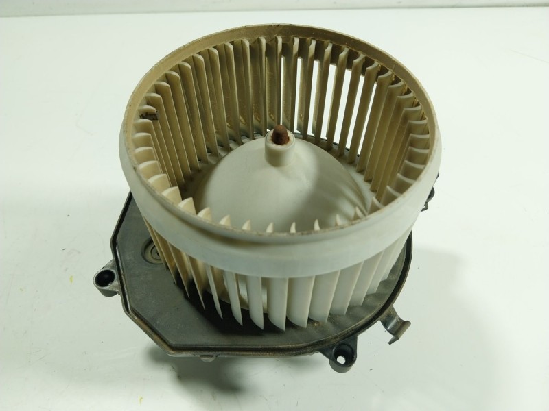 Recambio de motor calefaccion para peugeot partner tepee 1.6 hdi 90 referencia OEM IAM 5802AE  