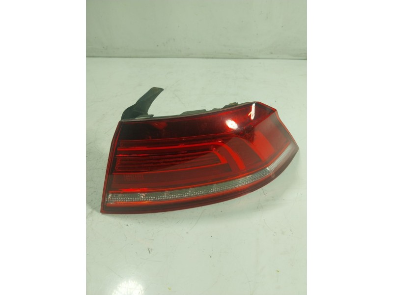 Recambio de piloto trasero derecho para volkswagen passat berlina (cb2) 2.0 tdi referencia OEM IAM 3G5945096F  