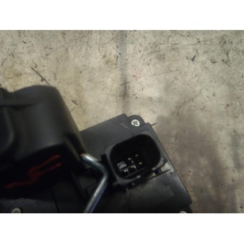 CERRADURA PUERTA TRASERA IZQUIERDA 