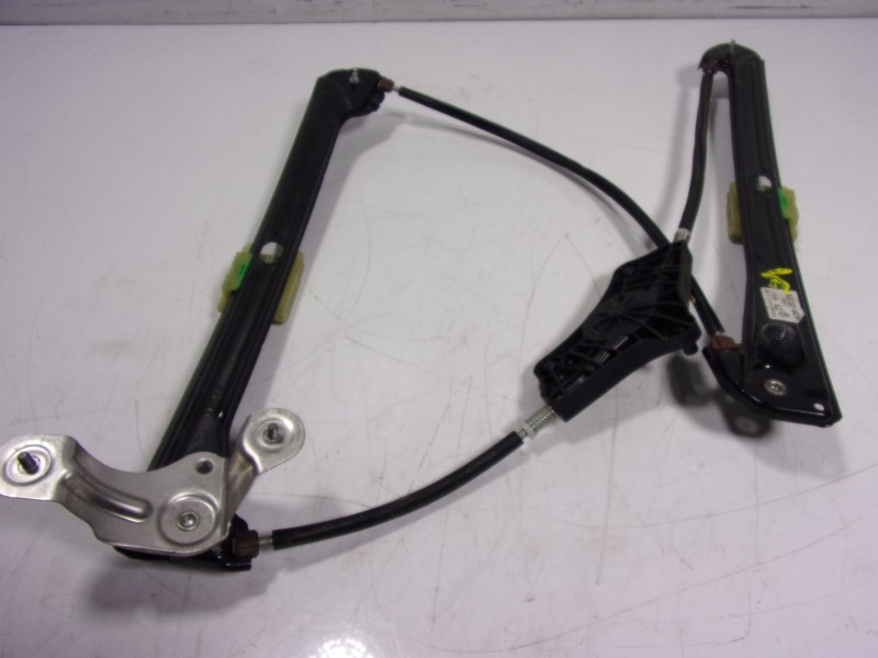 Recambio de elevalunas delantero derecho para volkswagen golf vii lim. (5g1) 1.6 tdi dpf referencia OEM IAM 5G4837462H 5G4837462