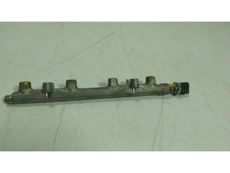 Recambio de rampa inyectora para audi a3 sportback (8ya, 8yf) 35 tfsi referencia OEM IAM 05E133320B  