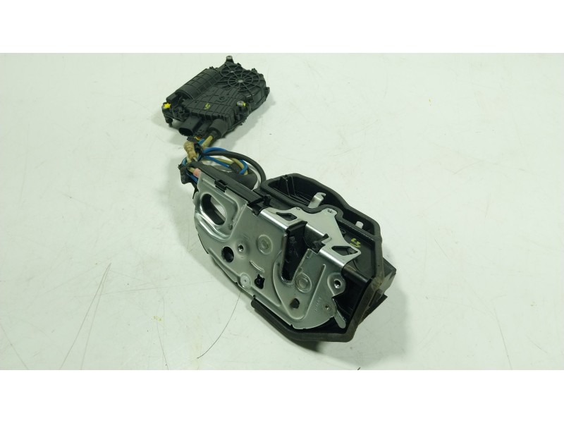 Recambio de cerradura puerta trasera derecha para bmw 6 gran coupe (f06) 640 i referencia OEM IAM 51225A36E52 7276322 