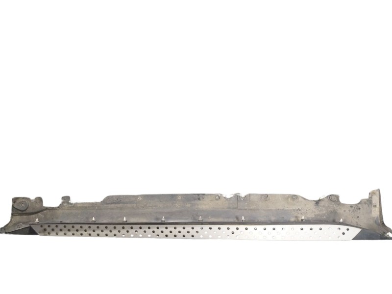 Recambio de faldon lateral para bmw x6 (e71) 3.0 turbodiesel cat referencia OEM IAM 51777245741  51777184419