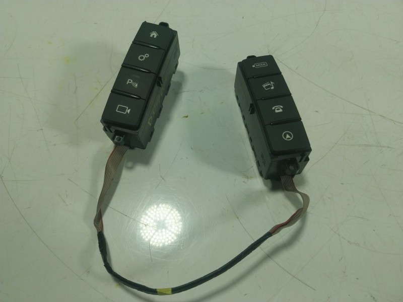 Recambio de mando multifuncion para jaguar xf ii (x260) 2.0 d referencia OEM IAM T2H8092 28391853 