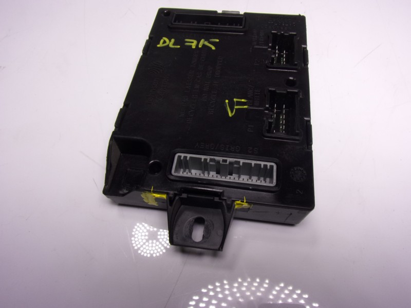 Recambio de modulo electronico para renault twingo iii 1.0 sce referencia OEM IAM 284B14580R 284B14580R 