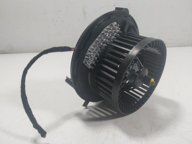 Recambio de motor calefaccion para cupra leon sportstourer (kl8) 1.4tsi phev referencia OEM IAM 5WB819021A 3Q1819021E 