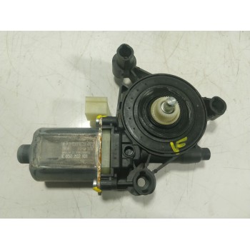 MOTOR ELEVALUNAS DELANTERO IZQUIERDO 5Q0959801C 5Q0959801C 