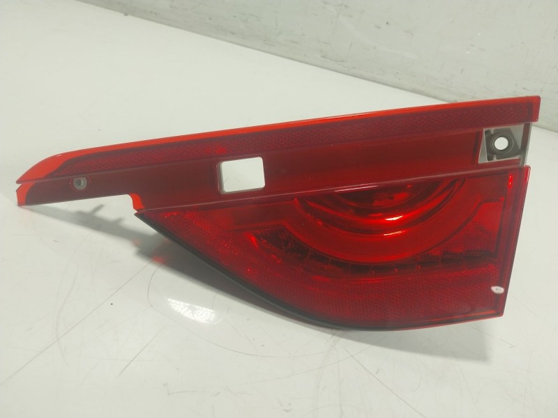 Recambio de piloto trasero derecho interior para jaguar xf ii (x260) 2.0 d referencia OEM IAM T2H18979 GX6315K272AG 