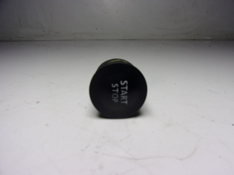 Recambio de modulo electronico para renault captur 0.9 tce referencia OEM IAM 251503211R 503211R 