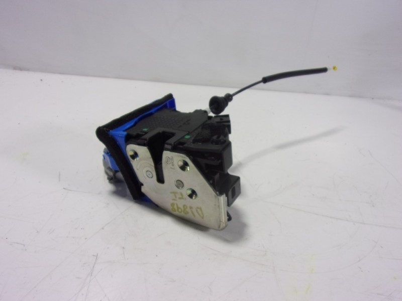 Recambio de cerradura puerta trasera izquierda para kia cee´´d 1.6 gdi cat referencia OEM IAM 81410A2400 81410A2400 