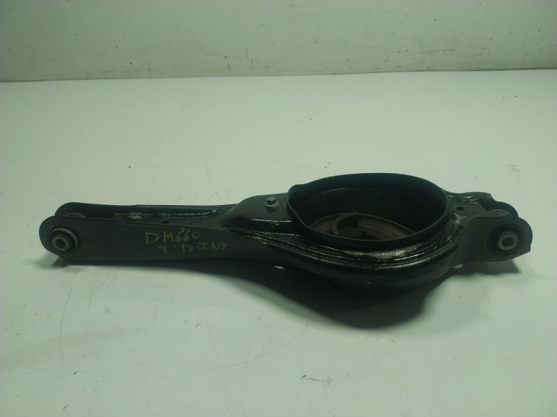 Recambio de brazo suspension inferior trasero derecho para ford kuga 1.5 ecoboost cat referencia OEM IAM 2271246  