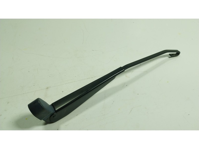 Recambio de brazo limpia trasero para mercedes-benz clase g (w463) g 350 d (463.348) referencia OEM IAM A4638200244  