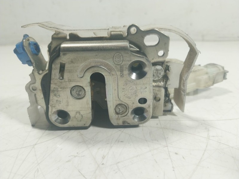 Recambio de cerradura puerta delantera derecha para nissan nt400 cabstar (f24m) 35.15, 45.15 referencia OEM IAM 80552AA20A 80552