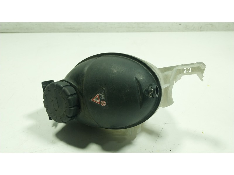 Recambio de deposito expansion para mercedes-benz clase g (w463) g 350 d (463.348) referencia OEM IAM A2045000949 A2045000949 