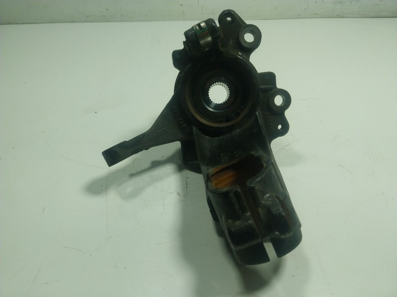 Recambio de mangueta delantera derecha para ford kuga 1.5 ecoboost cat referencia OEM IAM 1781982  