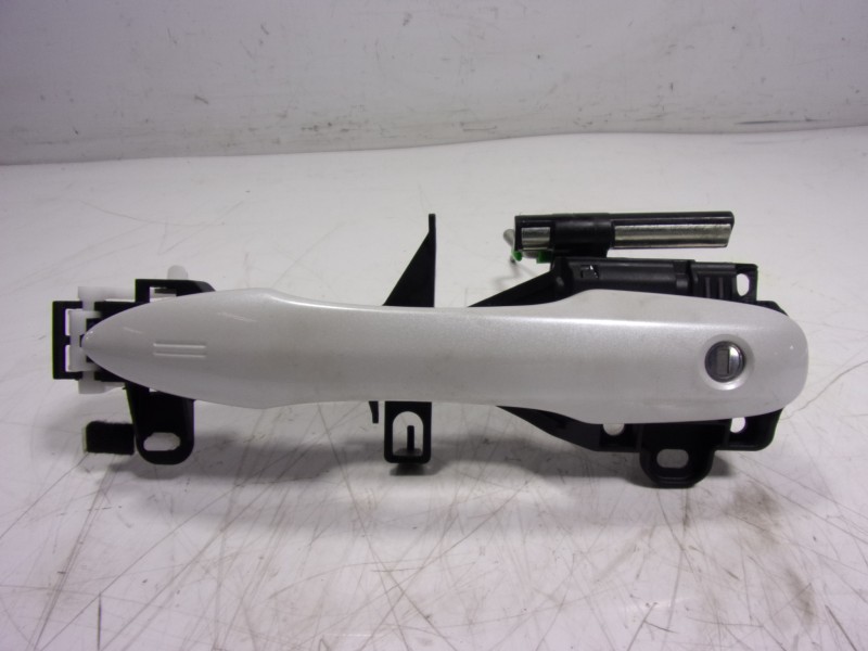 Recambio de maneta exterior delantera izquierda para toyota corolla hybrid referencia OEM IAM 6921102935  6920202260