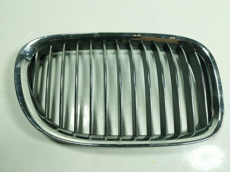 Recambio de rejilla para bmw 7 (f01, f02, f03, f04) 740 d xdrive referencia OEM IAM 51117184152  