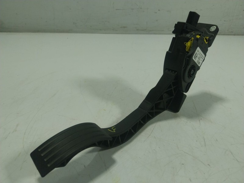 Recambio de potenciometro pedal para ford kuga 1.5 ecoboost cat referencia OEM IAM 1872196 F1DC9F836AA 