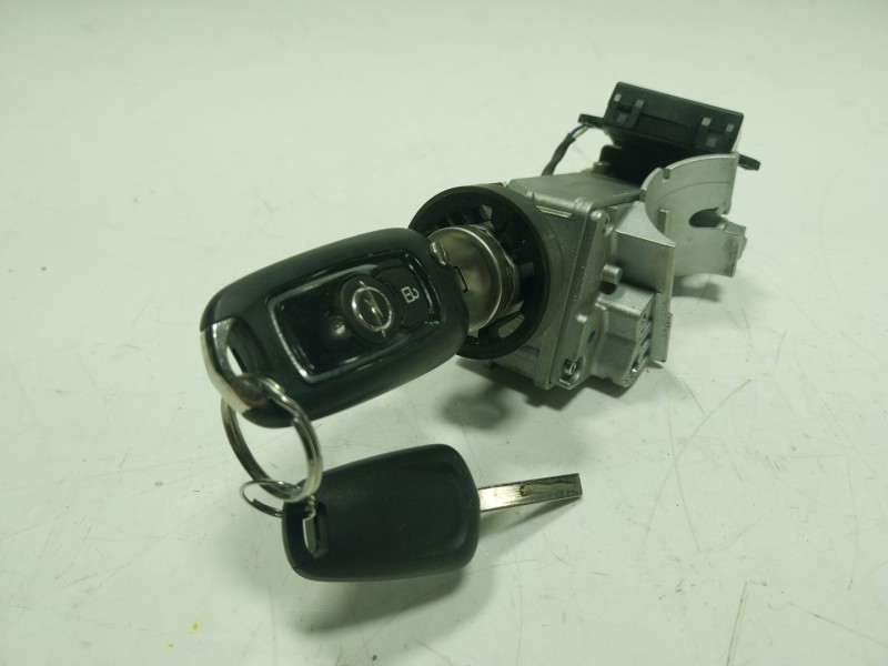 Recambio de antirrobo para opel astra k (b16) 1.6 cdti (68) referencia OEM IAM 39079926 39079938 