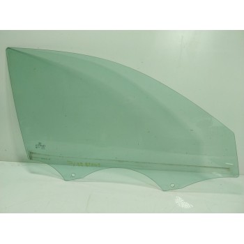 CRISTAL PUERTA DELANTERO DERECHO 83A845202 