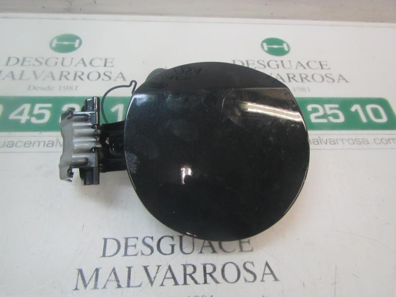 Recambio de tapa combustible para toyota corolla hybrid referencia OEM IAM 7735002220  