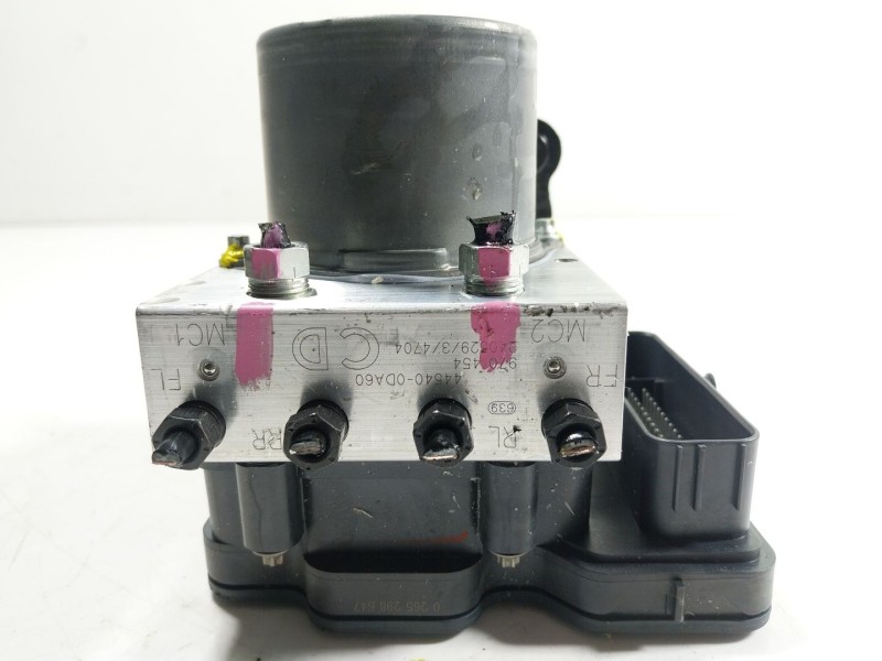 Recambio de abs para toyota yaris cross (mxp_) 1.5 hybrid (mxpj10) referencia OEM IAM 440500DK70 445400DA60 