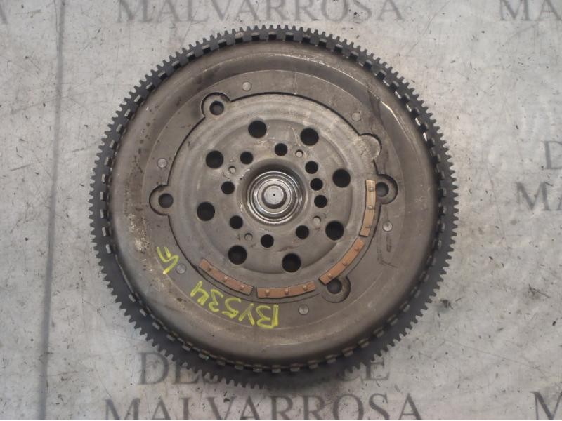 Recambio de volante motor para mercedes-benz clase c (w203) berlina 220 cdi (203.006) referencia OEM IAM A6110301605  