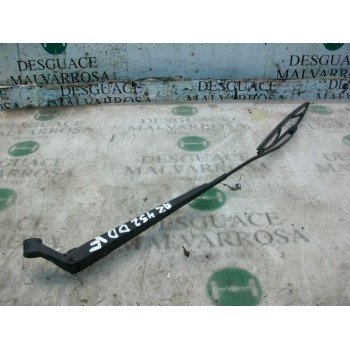 BRAZO LIMPIA DELANTERO DERECHO 