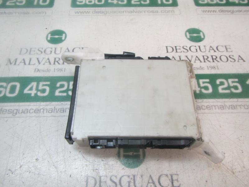 Recambio de modulo electronico para toyota corolla hybrid referencia OEM IAM 8273002P80 8922102710 MB2381008172