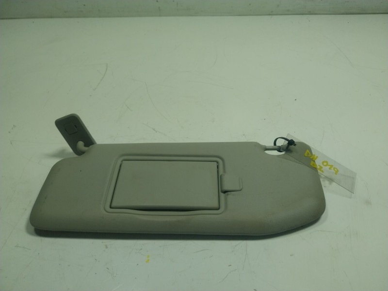 Recambio de parasol izquierdo para citroën c3 iii (sx) 1.2 vti 82 referencia OEM IAM 96738898BJ  