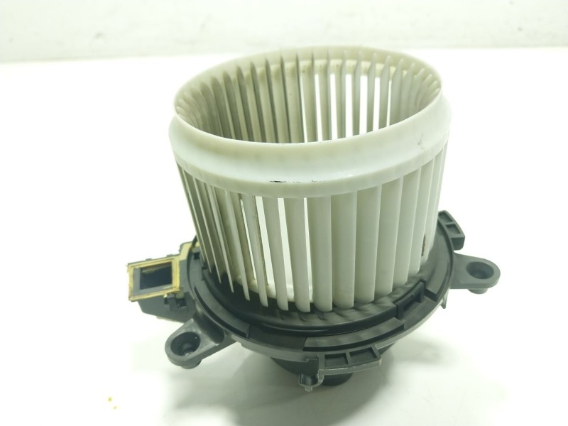 Recambio de motor calefaccion para opel combo e tour / life (k9) 1.5 referencia OEM IAM   