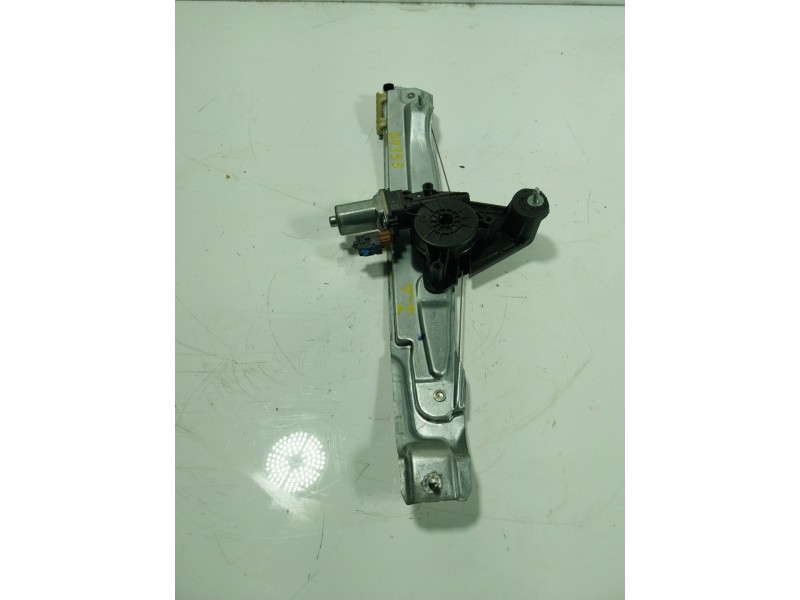 Recambio de elevalunas trasero izquierdo para dacia sandero 0.9 tce referencia OEM IAM  4032716220222510262 