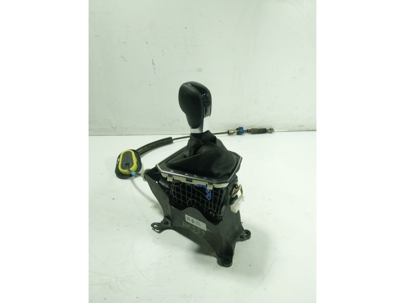 Recambio de palanca cambio para dacia sandero 0.9 tce referencia OEM IAM  111193770 