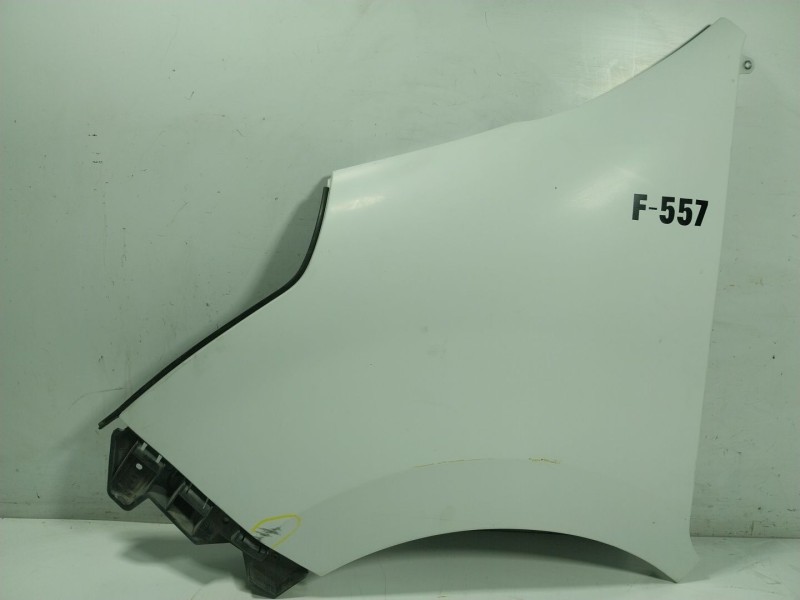 Recambio de aleta delantera izquierda para renault master kasten 2.3 dci diesel fap energy cat referencia OEM IAM 631013304R  