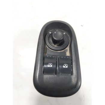 MANDO ELEVALUNAS DELANTERO IZQUIERDO 8200476806 255704649R