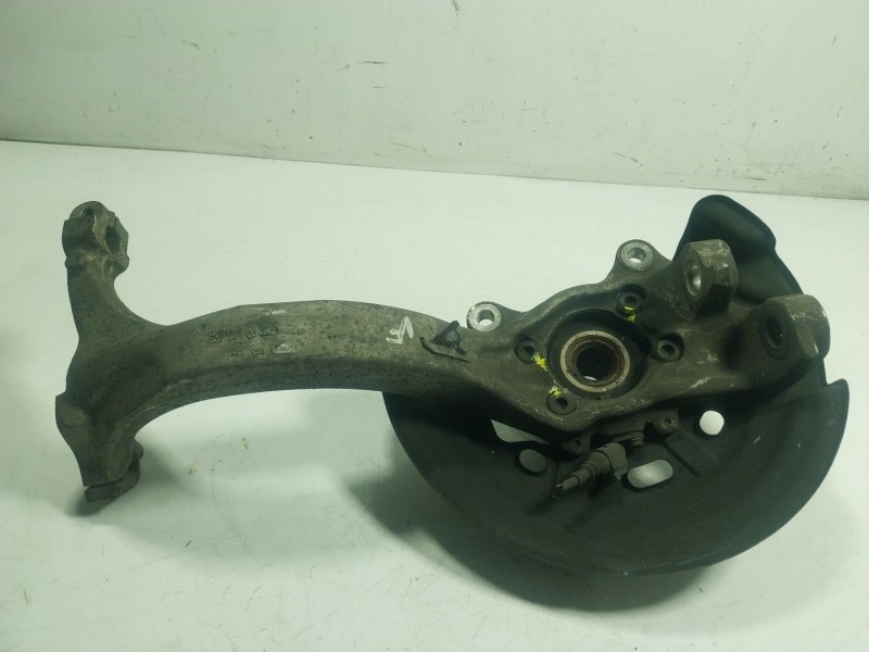 Recambio de mangueta delantera derecha para audi a8 (4e2) 4.2 quattro referencia OEM IAM 4E0407254R  