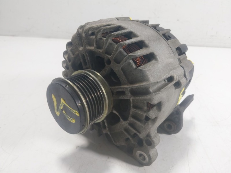 Recambio de alternador para audi a3 sportback (8pa) 1.6 tdi referencia OEM IAM 03L903023AX 03L903023A 