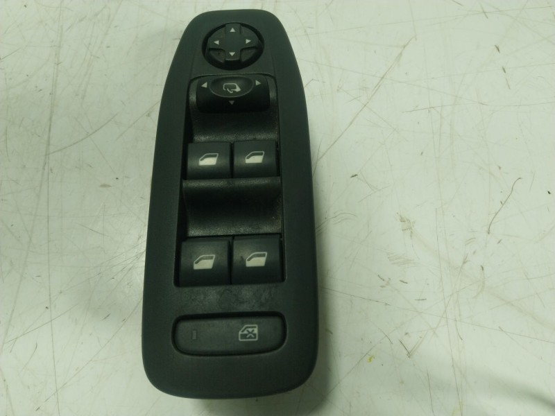 Recambio de mando elevalunas delantero izquierdo para peugeot 2008 i (cu_) 1.5 bluehdi 100 referencia OEM IAM 98242539ZD 9824253