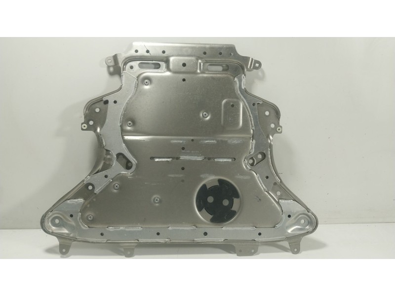 Recambio de cubrecarter para bmw 5 (g30, f90) 530 d xdrive referencia OEM IAM 31106887547 6883283 