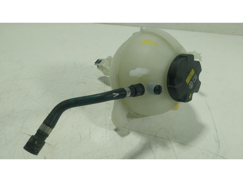 Recambio de deposito expansion para bmw 5 (g30, f90) 530 d xdrive referencia OEM IAM 17138610654 17138610654 