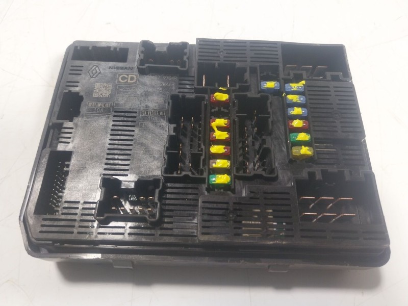 Recambio de caja reles / fusibles para renault trafic iii furgoneta (fg_) 2.0 dci 130 (fgmy) referencia OEM IAM 284B64760R  