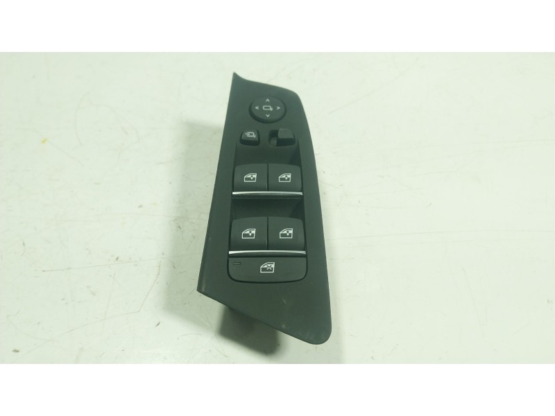 Recambio de mando elevalunas delantero izquierdo para bmw 5 (g30, f90) 530 d xdrive referencia OEM IAM 61315A5AAA3 683272902 