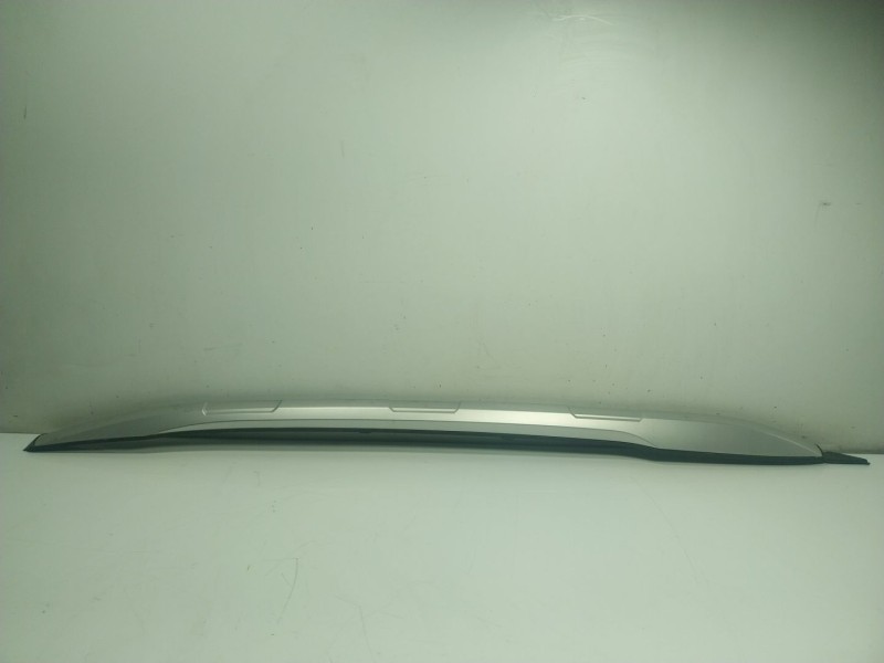 Recambio de portaequipajes para ford ecosport 1.0 ecoboost referencia OEM IAM 2009143  