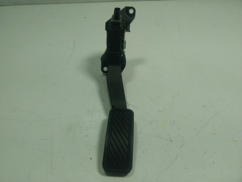 Recambio de potenciometro pedal para ford ecosport 1.0 ecoboost referencia OEM IAM 2527087 H1BC9F836AC 