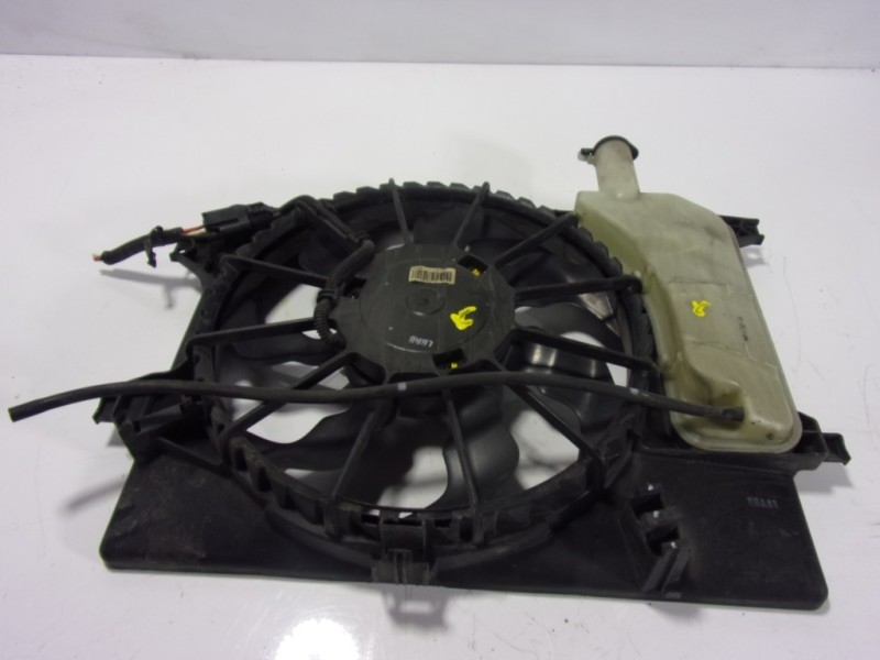 Recambio de electroventilador para kia cee´´d 1.6 gdi cat referencia OEM IAM 25380A6200 25304A6600 G660605150