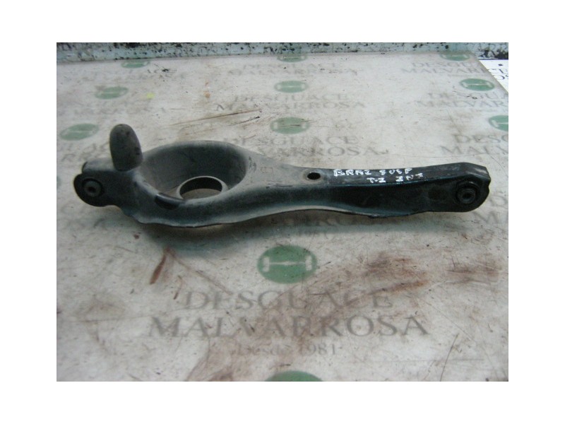 Recambio de brazo suspension inferior trasero izquierdo para ford focus berlina (cak) ghia referencia OEM IAM   