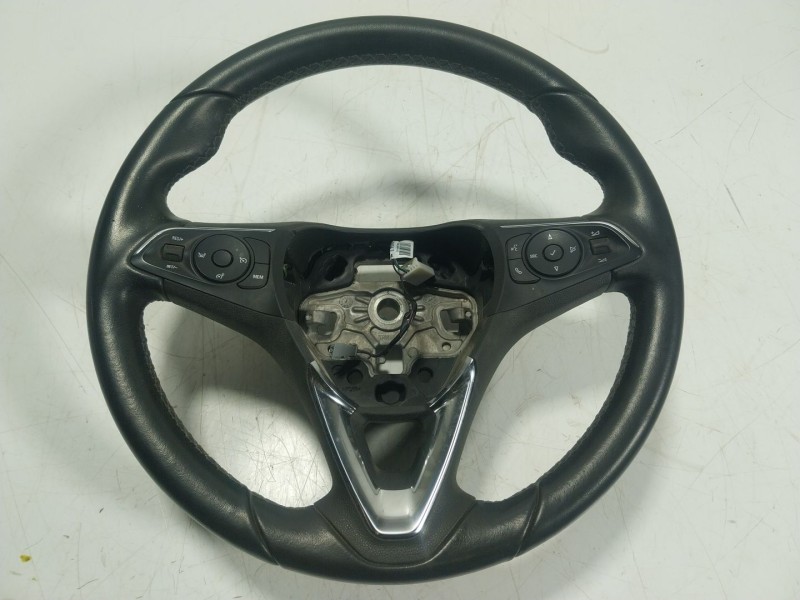 Recambio de volante para opel crossland x / crossland (p17, p2qo) 1.2 (75) referencia OEM IAM 39097355 34206802E 