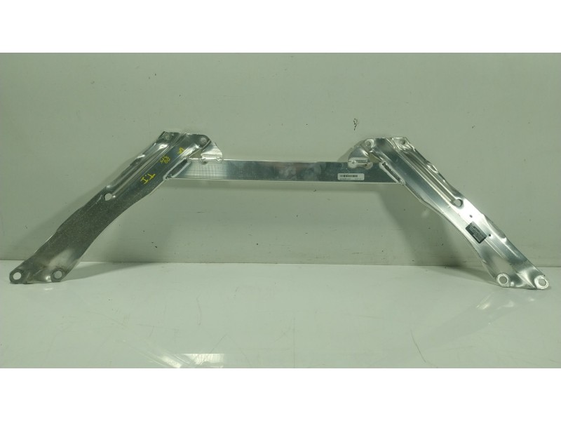 Recambio de travesaño inferior para bmw 5 (g30, f90) 530 d xdrive referencia OEM IAM 51617453800 3C740852207 